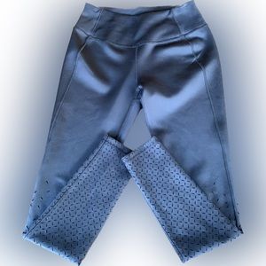 CALIA Black Leggings by Carrie Underwood Limited Edition  Medium full length